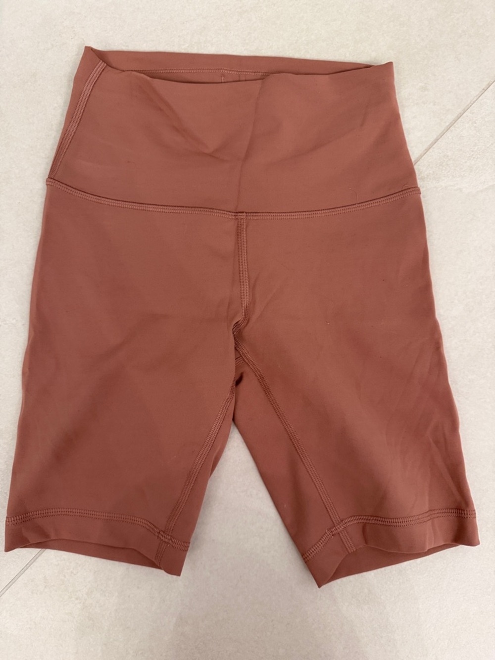 Lululemon wunder short